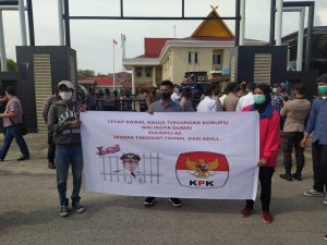 Aliansi Mahasiswa dan Pemuda Dumai Aksi Demonstrasi Terkait Proses Penegakan Hukum Tersangka Korupsi Walikota Dumai