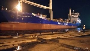 PT Pelindo 1 (Persero) Cabang Dumai Layani Kapal Petikemas Internasional Perdana