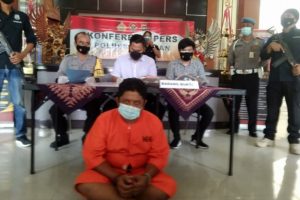 Disebut ‘Lemah’, Pria Ini Tikam Seorang Dokter Hingga Tewas