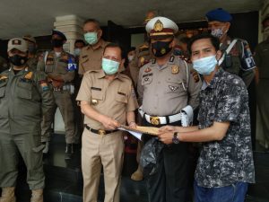 Duga ada penyelewengan Dana Hibah dan Bansos 2015, 2016, 2017. PMP SS Gelar Aksi di Depan Kantor Walikota