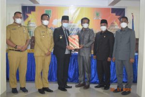 Sampaikan RPJMD Rohil, Bupati Fokus Bangun Infrastruktur