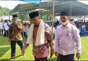 Meski Diguyur Hujan, Masyarakat Sialang Rindang Tetap Antusias Hadiri Tabligh Akbar