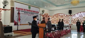 Bupati Rohul Lantik 41 Pejabat Administrasi Eselon III, IV dan Kepala Puskesmas Se Rohul