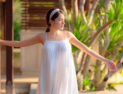 Baju Angel Karamoy Menerawang Bikin Pusing