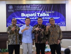 Jadi Narasumber di UGM, Bupati H. M Adil Bicara Upaya Pembangunan di Tengah Keterbatasan