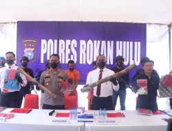 Kapolres Rohul Pimpin Pres Release Pengungkapan Kasus Curas Menyebabkan Korban Meninggal Dunia