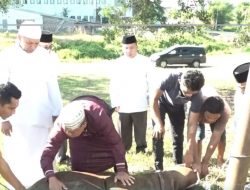 Wabup Saksikan Penyembelihan Pertama Hewan Qurban Islamic Center