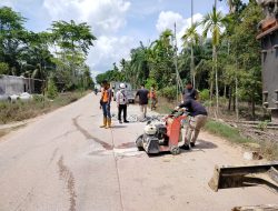 Peduli Kebutuhan Infrastruktur Masyarakat, Apical Dumai Perbaiki Jalan dan Turap Parit