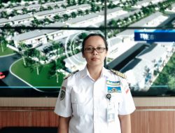 Sosok Wanita Pandu yang Berhasil Sandarkan Star Cruises MV Star Voyager di Pelabuhan Kuala Tanjung