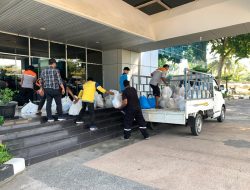 Pelindo Dumai Salurkan Paket Sembako ke Koperasi TKBM Pelabuhan Dumai