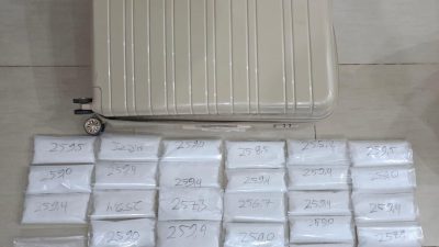 Polda Riau Gagalkan Penyelundupan 13 Kg Sabu di Bandara Sultan Syarif Kasim II Pekanbaru