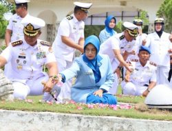 HUT Ke-80 TNI AL, Lanal Dumai Gelar Ziarah di TMP Damai Sentosa