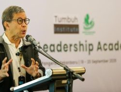 Dorong Jadi Role Model, Rocky Gerung Puji Inisiatif Green Policing Kapolda Riau