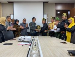 Temui Wakil Rakyat di Senayan, LAM Riau Harap Usulan Daerah Istimewa Disetujui