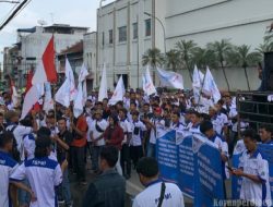 Buruh Perkebunan Gruduk Kantor Asian Agri Grup: Hentikan Perbudakan Terhadap Istri dan Anak