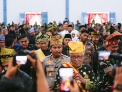 Kapolda Hadiri Pengukuhan Pengurus Besar Hulubalang Lembaga Adat Melayu Riau