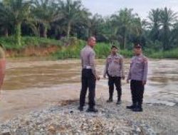 Bocah 8 Tahun Tenggelam di Sungai Ngaso Rohul