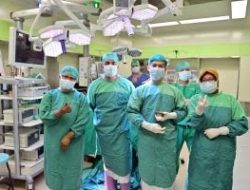 RSUD Arifin Achmad Riau Sukses Tangani Kasus Langka Remaja dengan Dua Rahim