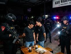 Listrik Blackout: Dua Pria Asyik Pakai Narkoba di Kafe Diciduk Polisi
