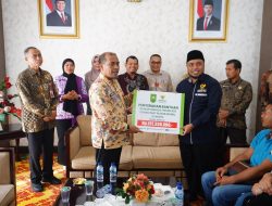 Pemprov Riau Lepas Pengantara Sembilan Pasien Rujukan